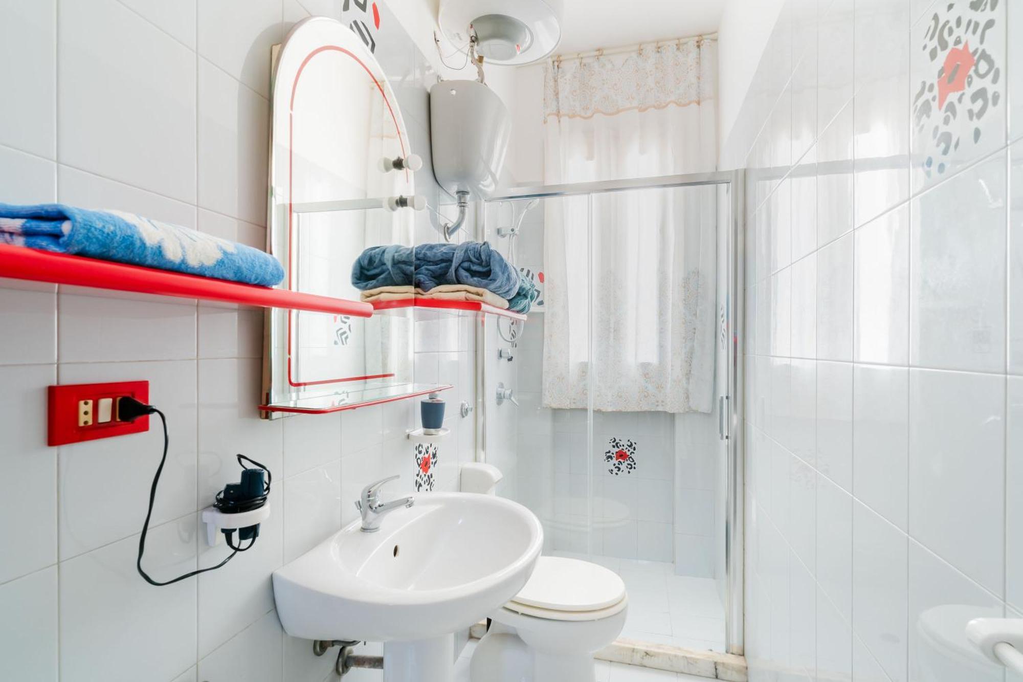 Intera Casa Ad Uso Esclusivo Con 3 Camere 2 Bagni Giardino Wifi Parcheggio Lavatrice Microonde Barbecue Macchina Caffe Tuglie Kültér fotó